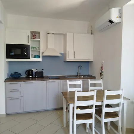Apartment Domus Graziana - Front Oliveto Lario