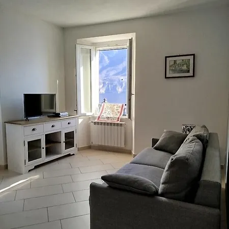 Domus Graziana - Front Oliveto Lario
